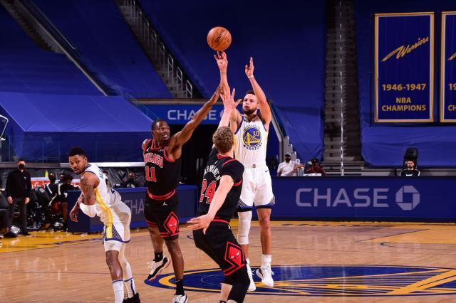 开云官网-【现场】库里无惧疼痛带伤复出 重摔瞬间令人揪心